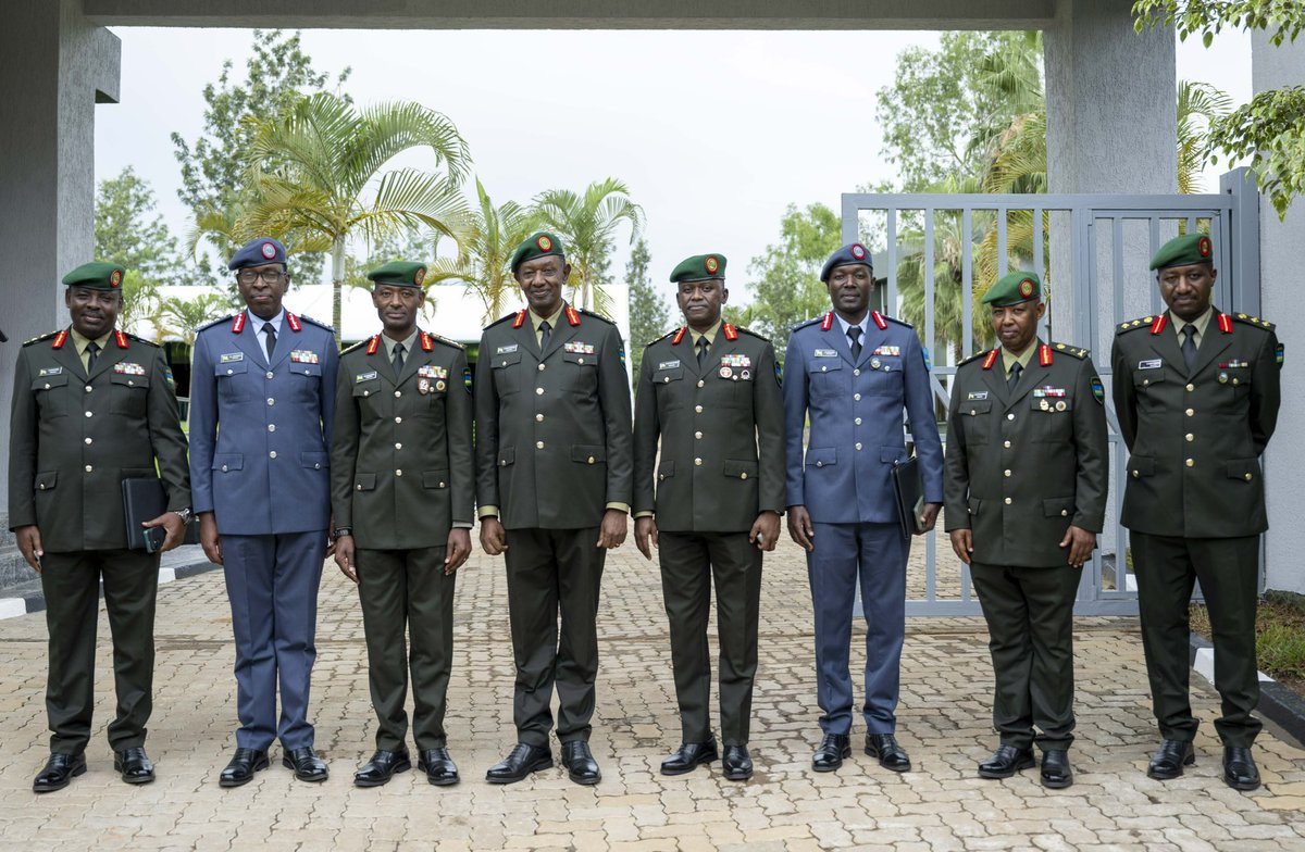 Mwiza123's tweet photo. U Rwanda turarinzwe; Iyi foto iteye akanyamuneza https://t.co/swaA627hSp