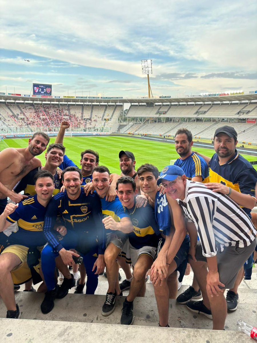 unapineapple's tweet photo. Siempre estare a tu laaado Boca Juniors queriiiiidoo!!! https://t.co/OMAXLMz0my