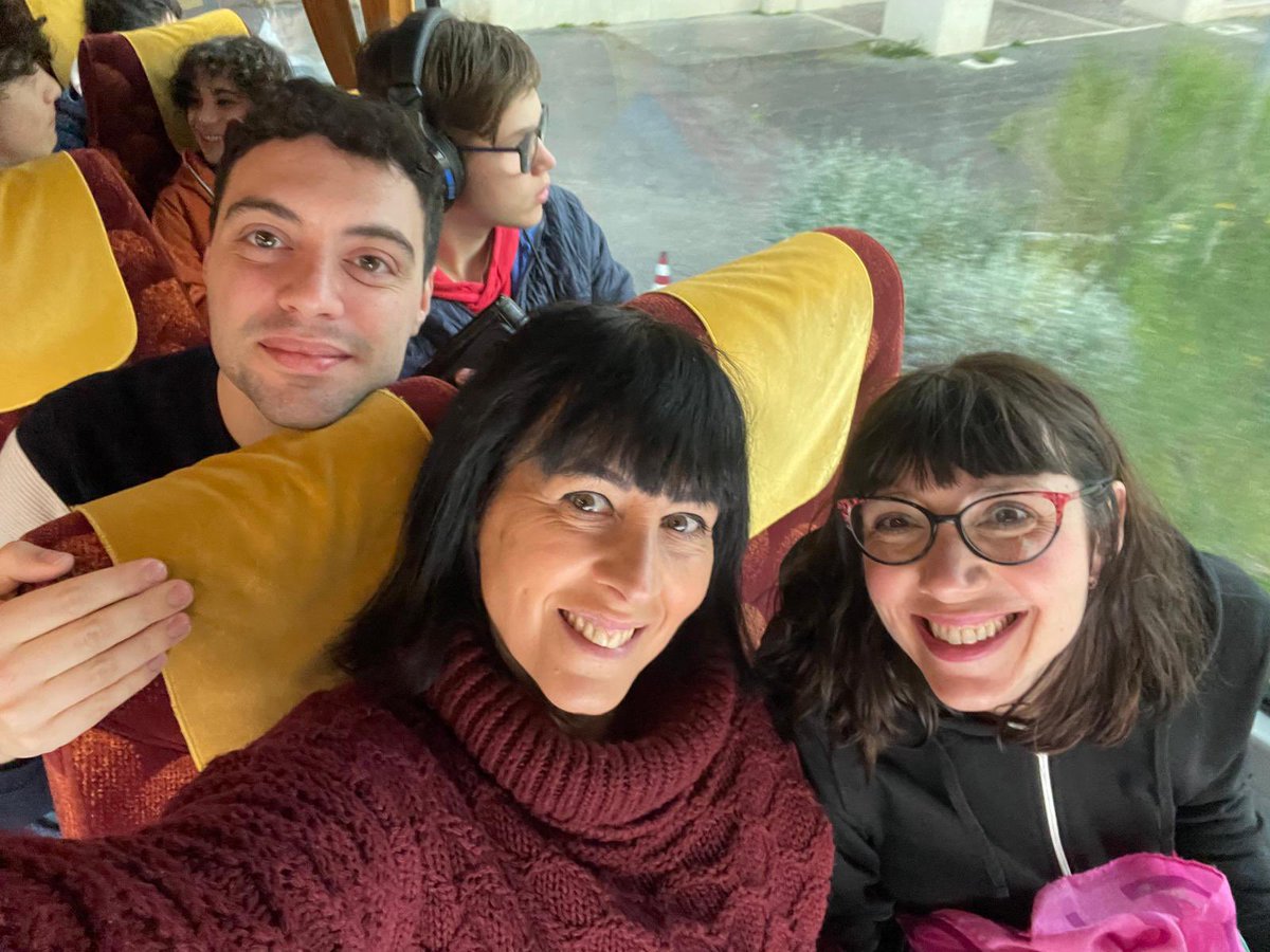 MedieChelli's tweet photo. Pronti… via! Partiti per la gita scolastica di due giorni. Destinazione: Assisi e Perugia!

#viaggiodiistruzione #mediechelli #scuolemedie #perugia #assisi https://t.co/LMfcPn0wyW