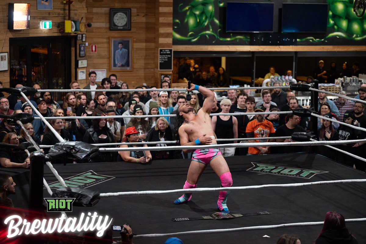 Last Friday night was an emotional roller coaster for @BanjoPowers, but even after he lost Violet Blitz as a partner and friend, he gained the Royal Park Rumble belt after last eliminating the Champion, @DeanBradyCCB at #RCWBrewtality @bigshedbeer 🍻