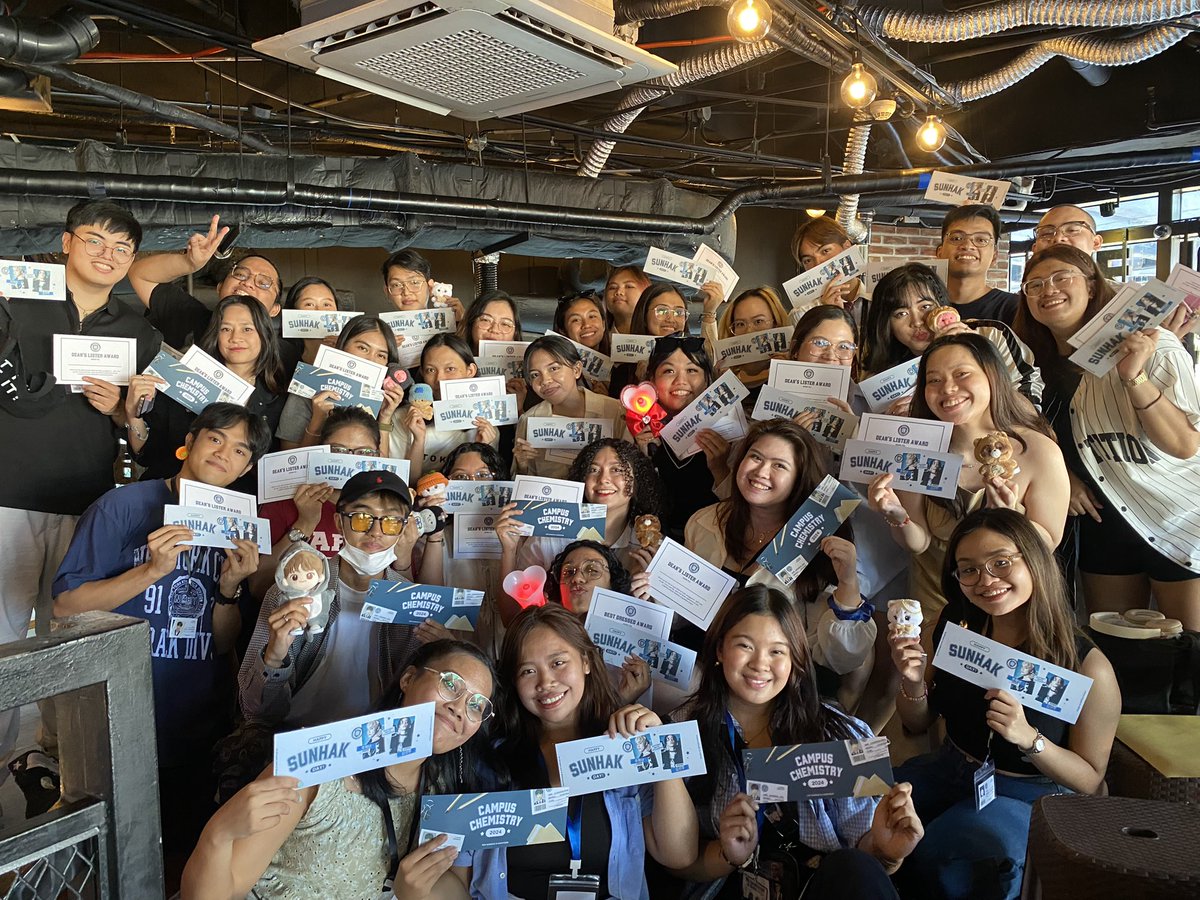 noguri_ksw's tweet photo. never been this so much proud as a deobi that everything we expect to happen turns into reality.

— it was definitely a memorable day for us @haknyeoniie we only wish to do it last year but here we are right now finished it with a blast! ++ https://t.co/SQvWQfxehk