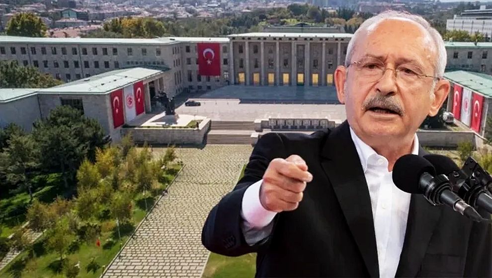 CHP eski Genel Başkanı Kemal Kılıçdaroğlu yazdı: “Kurumlar çürüdü, ahlaksızlık kurumsallaştı..!”
#KemalKılıçdaroğlu #CHP #Ahlaksızlık

haberiskelesi.com/2024/04/22/kem…