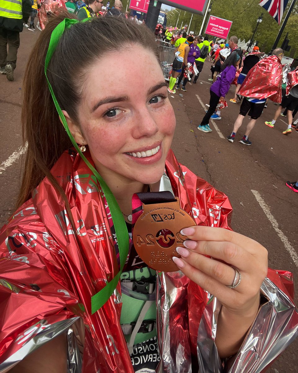 THE BEST DAY OF MY LIFE!! 💚 @LondonMarathon @barnardos