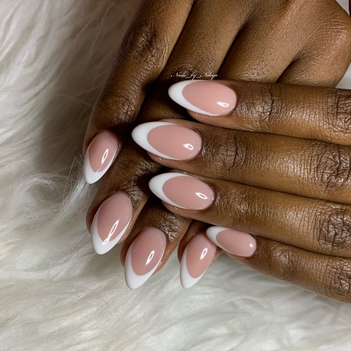 Aina_Asheela's tweet photo. Book for your nail appointment today,
Windhoek 😍
Instagram: Nails_by_Ndeya
Contact: 0816238276 https://t.co/iV8PWkUD0P