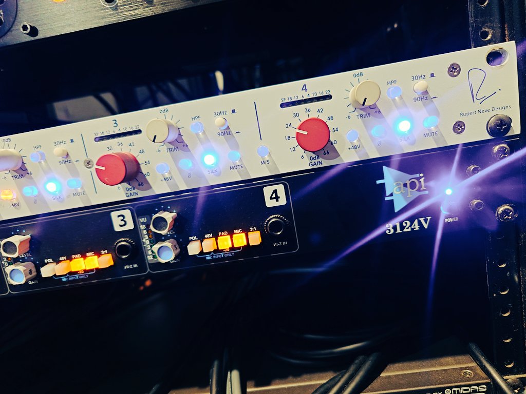 studio mu. tweet media