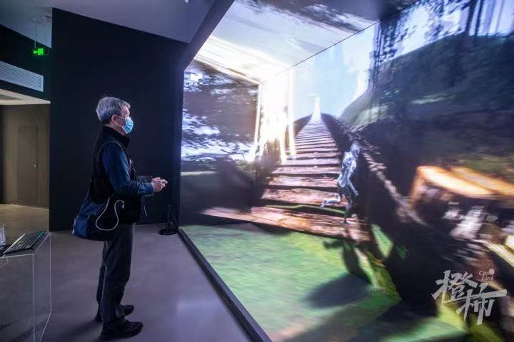 On April 18, the first China Digital Art #Exhibition🎨 opened at the Art Museum of the @CAAofficialEN in #Hangzhou, with 210 exhibited works covering CG painting, digital imaging, interactive #art and other art forms deeply integrated with digital technologies🤖. #WhatsOnHangzhou