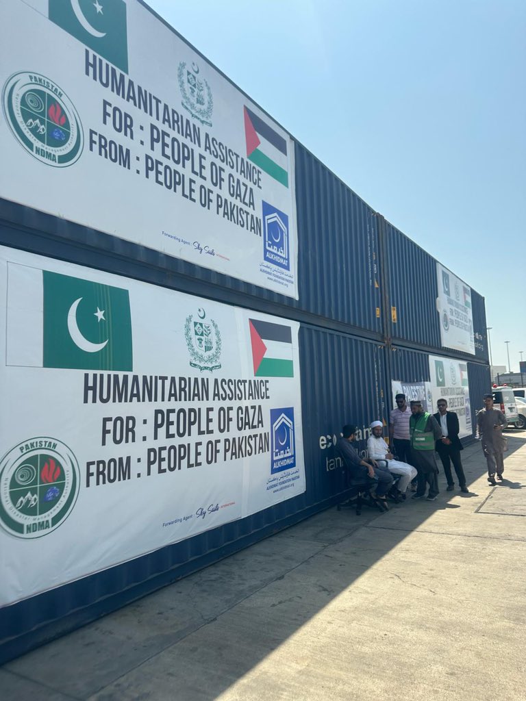#Pakistan dispatches major aid shipment to #Gaza including 400 tonnes of humanitarian aid, food and medicines: