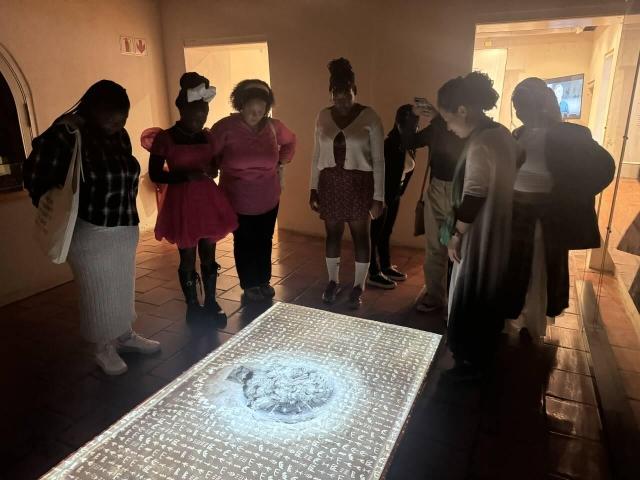 To celebrate the 2024 UN Chinese Language Day, the opening ceremony of 'The Spirits on Turtle Shells and Cattle Bones: Oracle Bone Script Art Exhibition' was held at the Iziko South African Museum in Cape Town. china.org.cn/arts/2024-04/2…