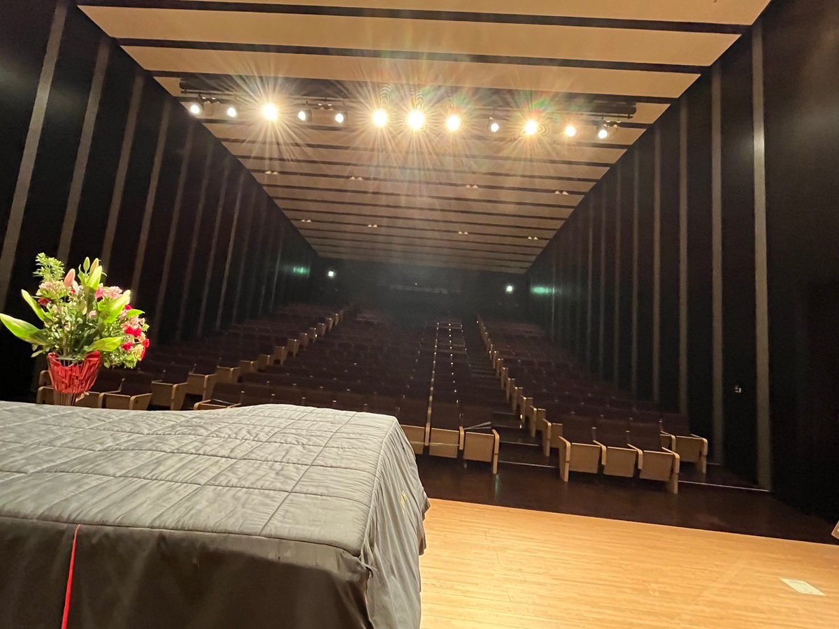 harukasyuko's tweet photo. ピアノ発表会🎹2024.4.21
音楽がみんなの心の栄養、慰め、支えとなりますように🎵
人と比べることなく、それぞれの歩みで楽しく続けていって欲しいと思います。素晴らしい演奏ありがとうございました。また気持ち新たに精進します。
大変良く出来ました🏅💐
立派でした👏
#ピアノ発表会 https://t.co/Iwc93QRGD2