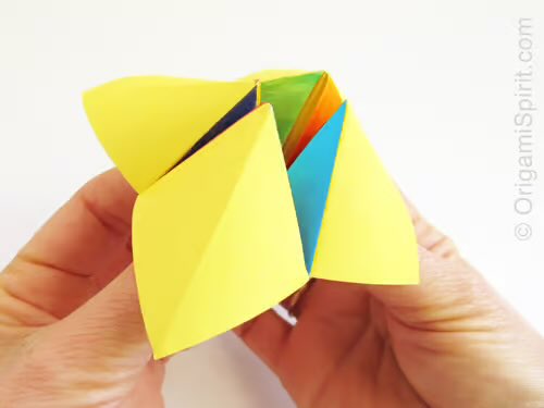 wtf this was called a Cootie Catcher? lol
