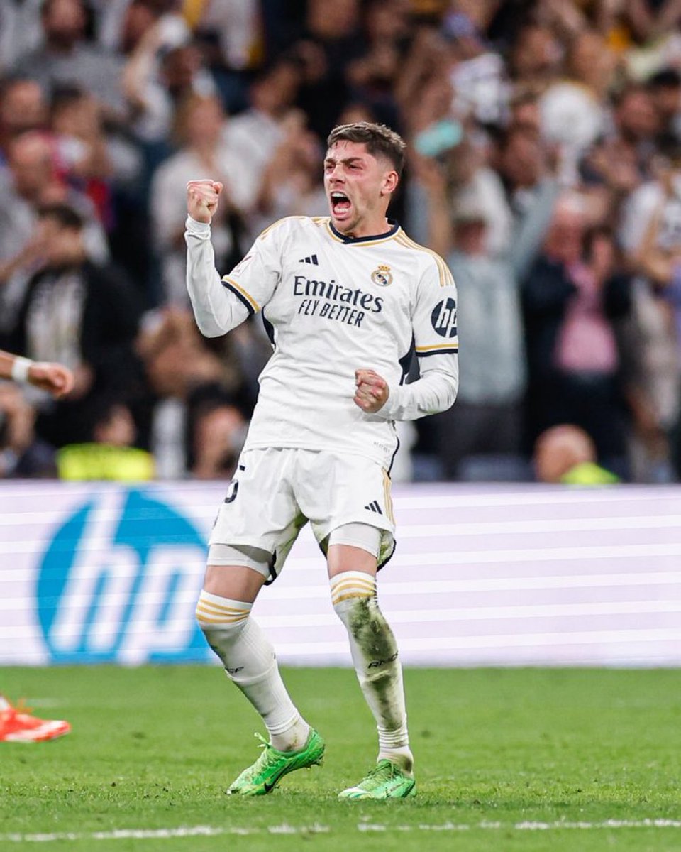 FedeVaIvarde's tweet photo. What a spectacular night against Barcelona! https://t.co/CQBOgI4vLD