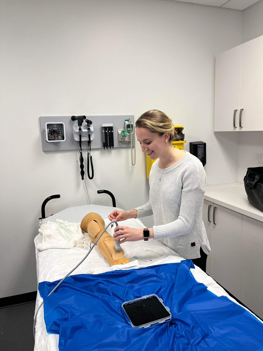 Yesterday marked the 2nd edition of the SonoCup Games, where medical students from Quebec universities showcased their ultrasound skills in a fierce competition! Huge thank you to our amazing organizers, volunteers, and participants for making it an unforgettable event!