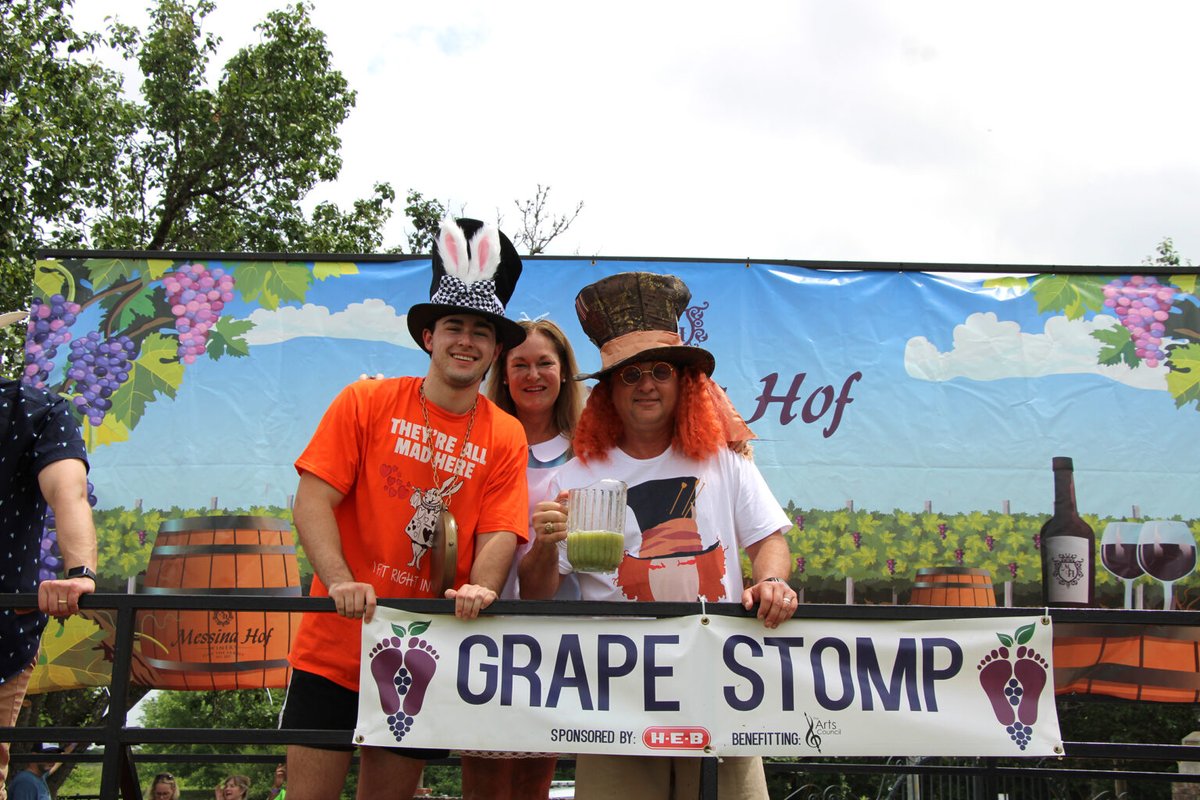 hotinhoustonnow's tweet image. WINE LOVERS--It's the 40th Annual Wine &amp;amp; Roses Festival coming THIS WEEKEND at @MessinahofW in #BryanTexas! Details here: hotinhoustonnow.com/2024/04/messin… #winelovers #wineandroses #texaswinery #winefestival #wine #grapestomp