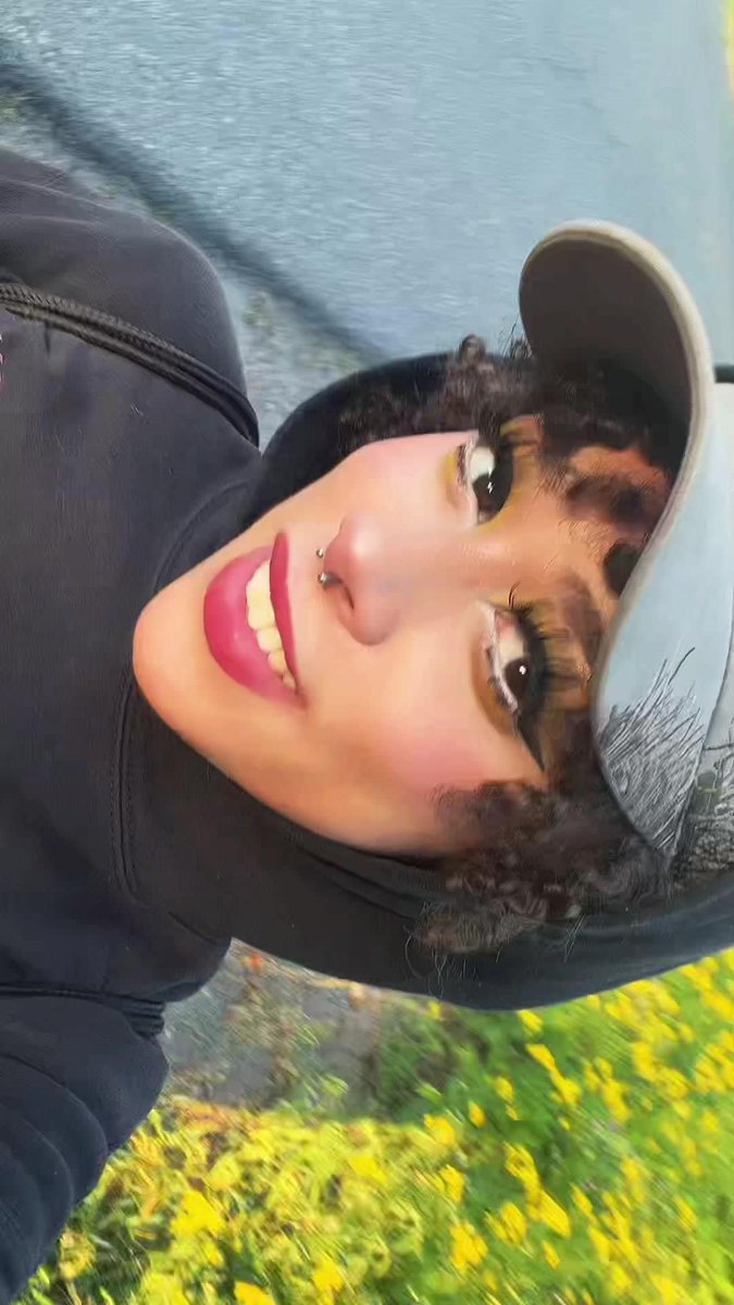 Bout to do my first tattoo on someone :3