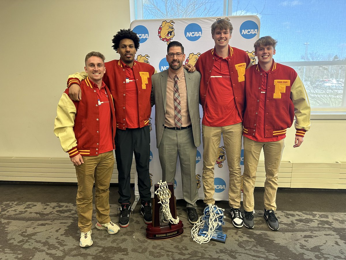 Ferris M Basketball tweet media