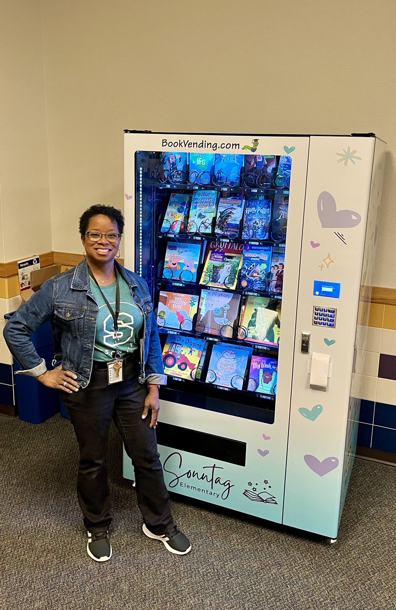 Ramona Browne (@ramonalibrarian) on Twitter photo Our new book vending machine is finally here & filled with some great Scholastic books for our kiddos <a href="/SonntagElem/">Sonntag Elementary</a>! 😍📚
<a href="/FISD_Libraries/">Frisco ISD Libraries</a> Our new book vending machine is finally here & filled with some great Scholastic books for our kiddos <a href="/SonntagElem/">Sonntag Elementary</a>! 😍📚
<a href="/FISD_Libraries/">Frisco ISD Libraries</a>