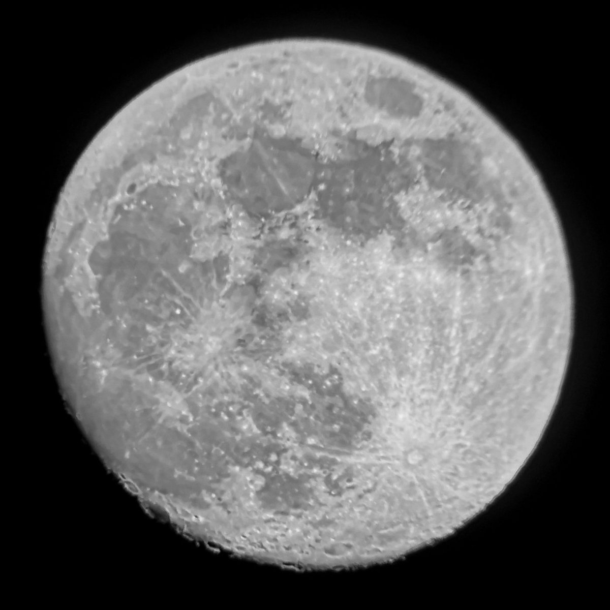 Tonight's beautiful waxing gibbous #Moon. Telescope and phonecam. #LookUp