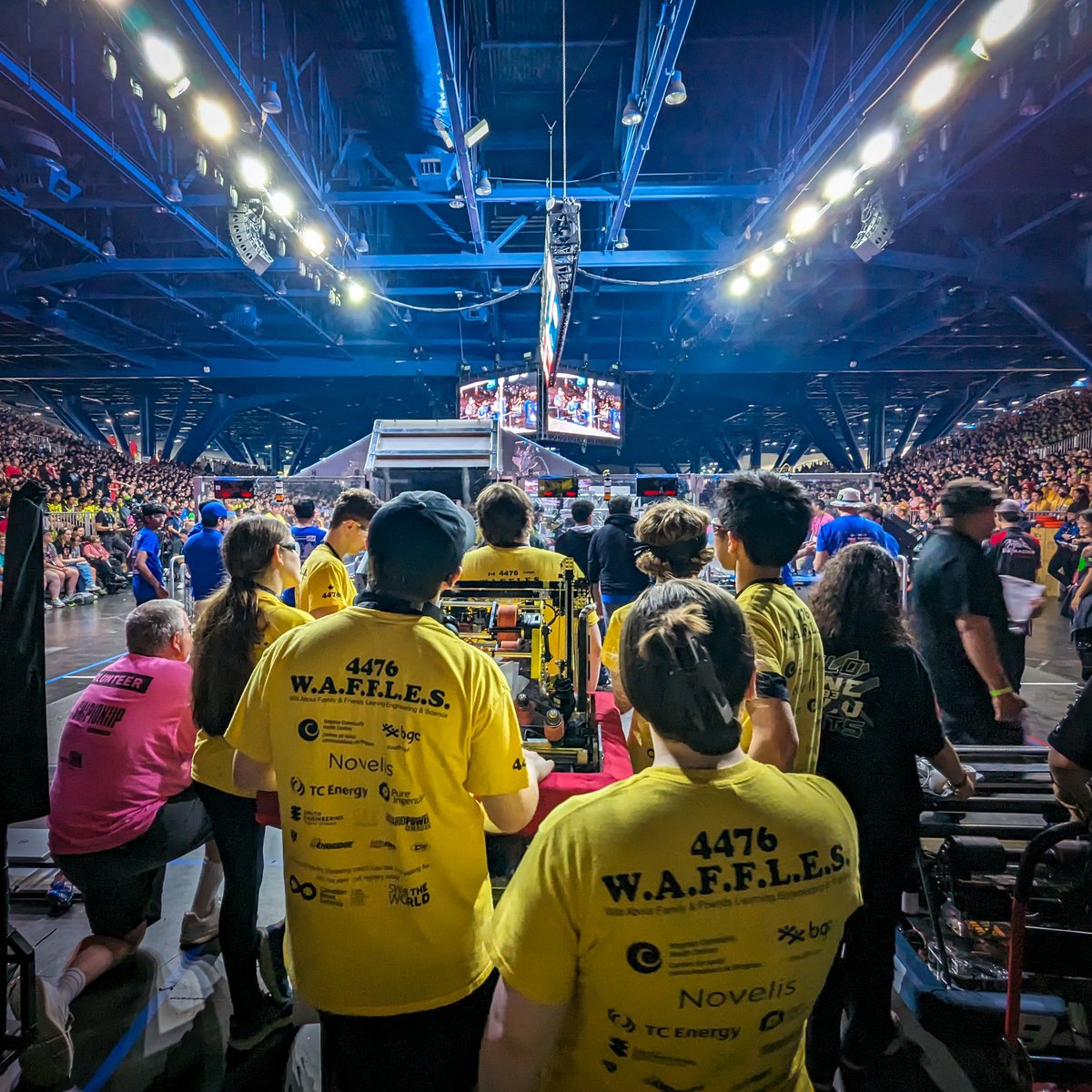 WAFFLESRobotics's tweet image. Our season really came to a Crescendo. Winning the Curie Division as the 8th alliance with @frc2590, #frc7028 and @team190, we went to Einstein and finished 5th in the world.

Easily the best season in our history. Thank you all for the support 💛 #omgrobots #firstinspires #frc