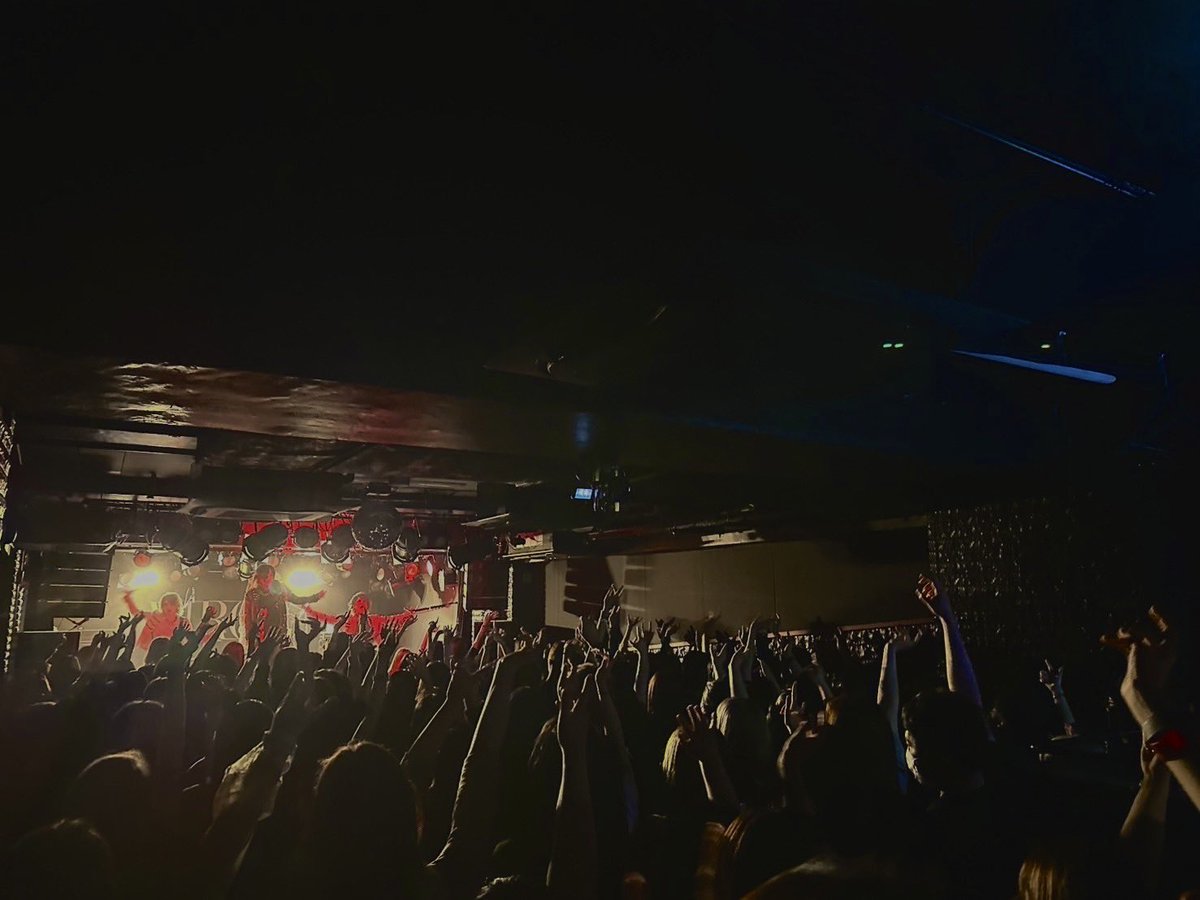 virge_official's tweet photo. 【2024年04月21日(日)】

VIRGE LAST ONEMAN TOUR
「街の片隅に咲く一輪の花を残して」
仙台ROCKATERIA公演
ご来場頂きありがとうございました！

次回
2024年05月06日(月)
「街の片隅に咲く一輪の花を残して」
VIRGE LAST ONEMAN TOUR FINAL
-LAST LIVE- Veats Shibuya公演もよろしくお願いします！

#VIRGE #ヴァージュ