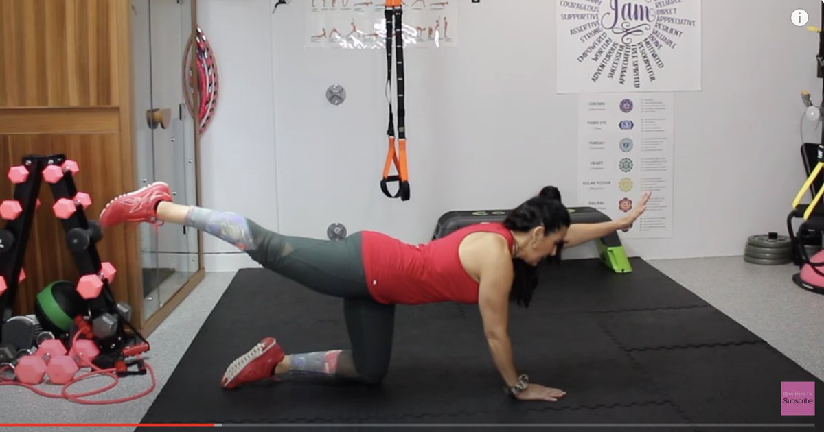 LauraLondonFit's tweet photo. Dive into the world of hormones and holistic health with Laura London. Learn how to conquer belly fat and smooth cellulite with her powerful Four F's strategy. Tune in for a transformative listen! #FitnessPodcast #HormoneHealth https://t.co/Wiiu1weOdl https://t.co/2PNW88jPKK