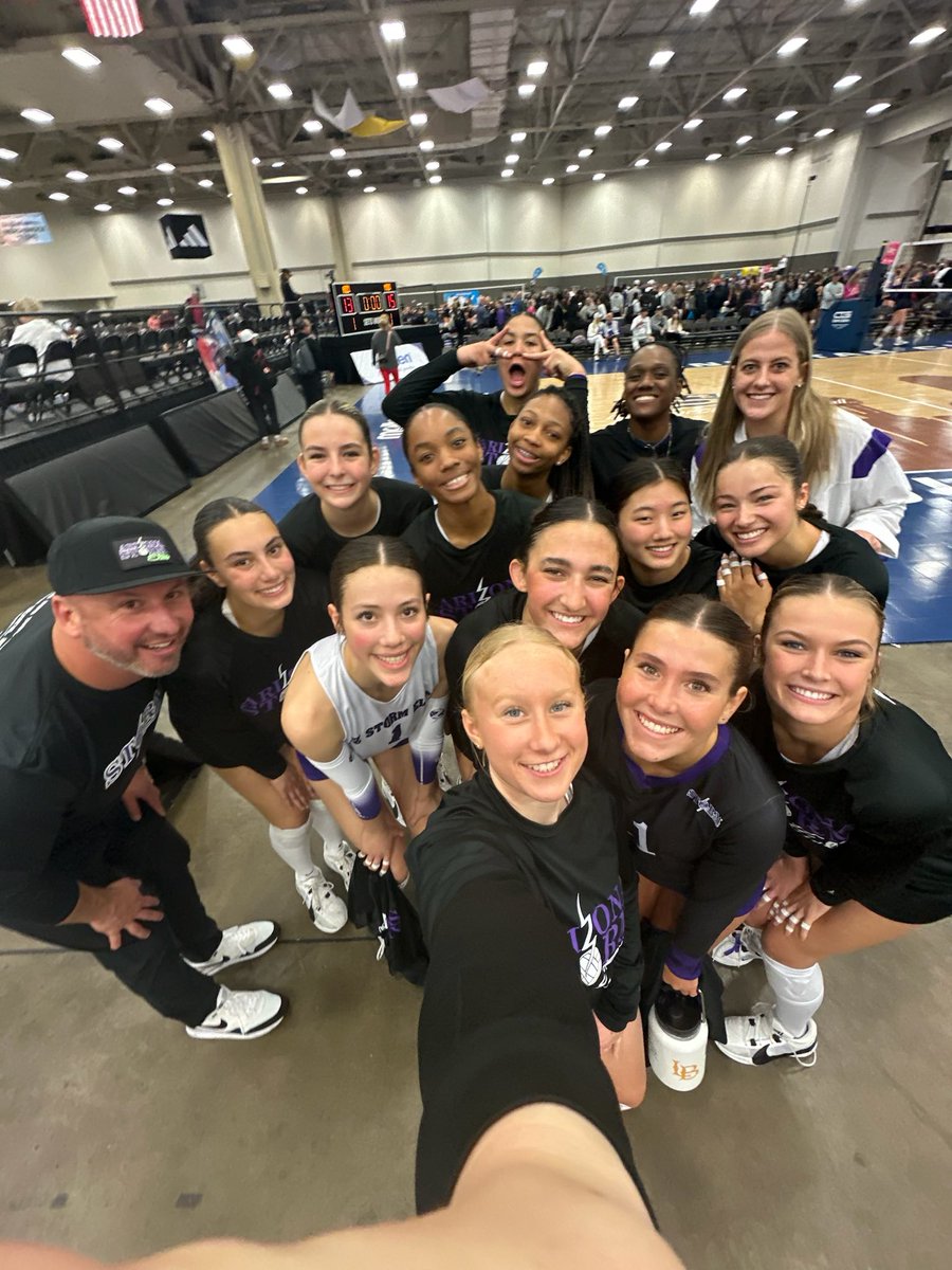 17 Thunder finishes Lone Star tied for 5th after a tough 13-15 loss in 3 to MKE Sting. This caps off a great qualifier season for 17T going 27-1 overall. Obviously we wanted to win it all but also good to leave with a little 🔥 in the belly for Nationals! Great job girls! 💜⛈️⚡️