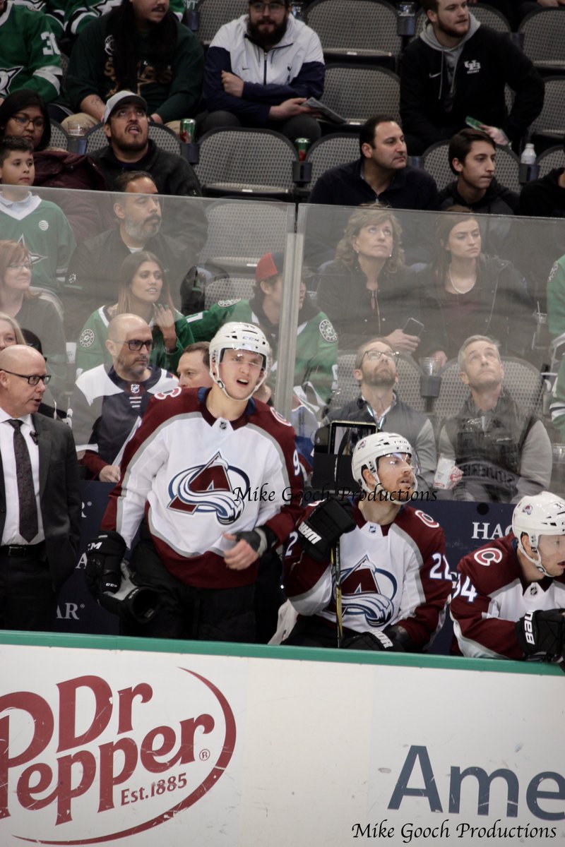 Avs by #MikeGoochProductions 

#photography #photo #nycphotographer #FollowThisPhotoGuy #PhotographyIsArt #streetphotography #streetphotographer #hockey #nhl #dallas #stars #Colorado #AVALANCHE #espn

@Avalanche #NHLFaceOff