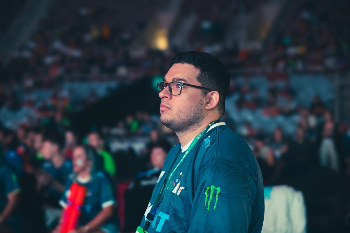 _Geto's tweet photo. Fim de #GetRio.
Apurem o que tiverem que apurar, mas também elogiem as pessoas que trabalharam muito pro evento acontecer e chegar ao fim. Que os responsáveis pela parte ruim sejam punidos e se possível, saiam o mais rápido do nosso cenário. Muitos sonhos envolvidos. https://t.co/2Sc4x41KGW