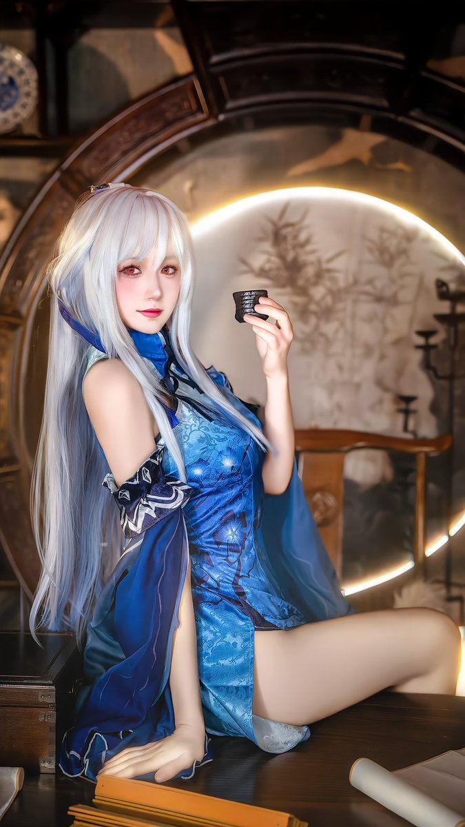 お茶、どうぞ🍵
#honkaistarail #崩壊スターレイ #jingliu #鏡流 #コスプレ https://t.co/s7rq48IWuJ