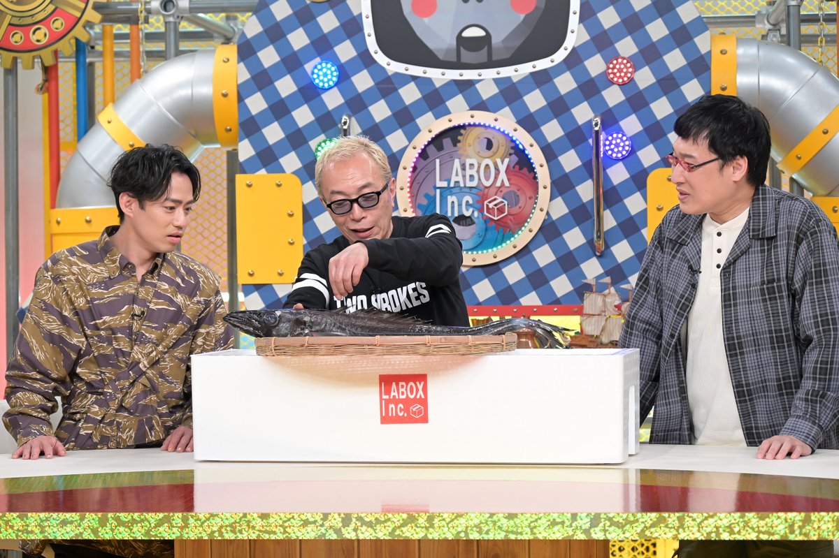 tokoro_otodoke's tweet photo. ◥◣#所さんお届けモノです!ゴールデン◢◤
4/26(金)夜7時~全国放送📺
スタジオには、#山里亮太 さん、
岡山県出身 #高橋大輔 さんをゲストに
お迎えして大盛り上がり✨
料理初心者・ 高橋さんが
「スケートより緊張した」という
漁師めし作りにも注目です👀🍳
#所ジョージ #田中卓志 #新井恵理那 https://t.co/FIsCXZNyiN