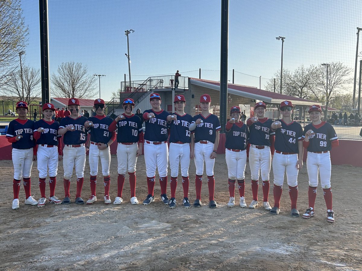 🏆🏆 13U with the Championship and undefeated on the weekend! Congrats fellas! #RollTier @TopTierBaseball