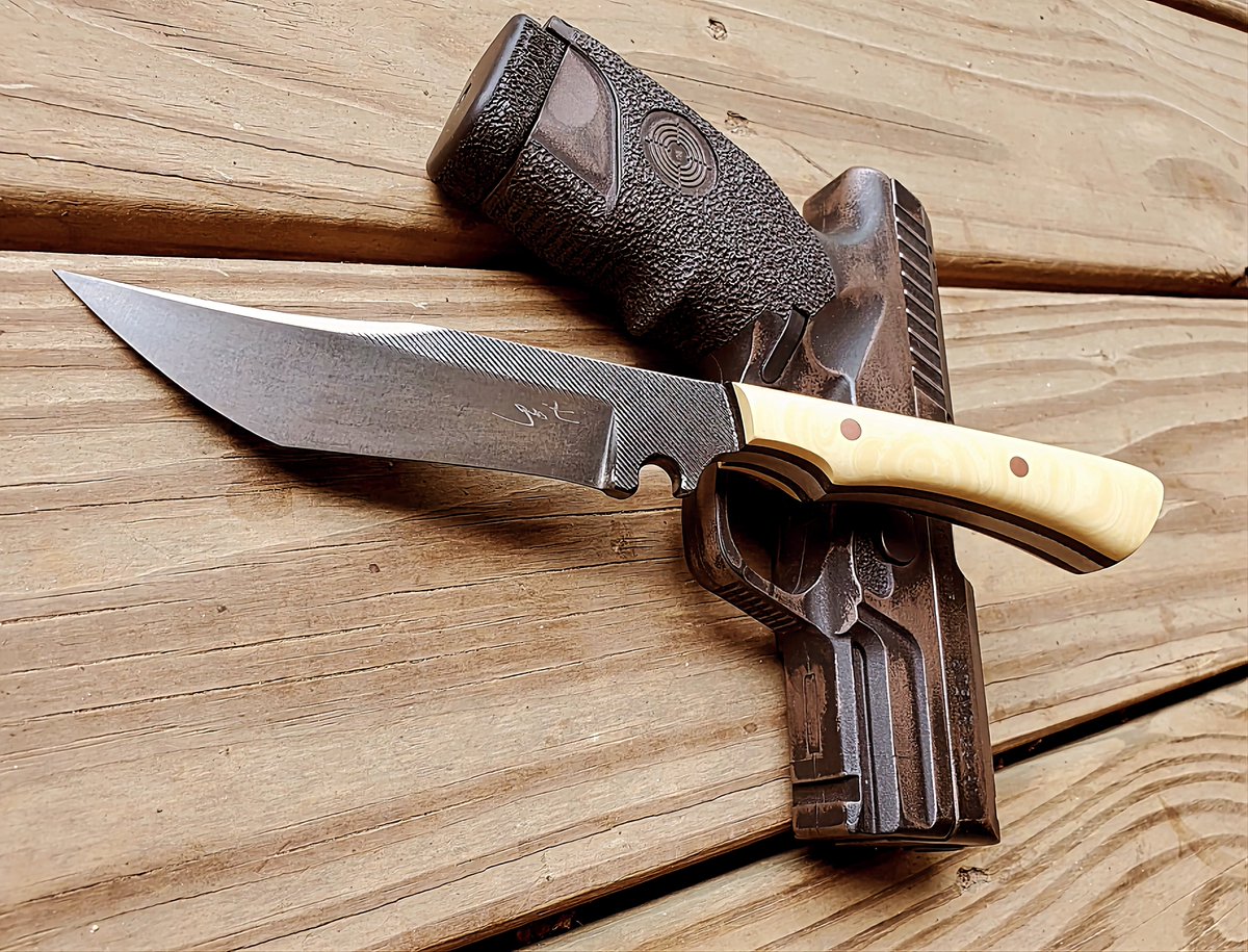 Dogman file knife #liontribedesigns #EDC #customknife #fileknife #knifemaker