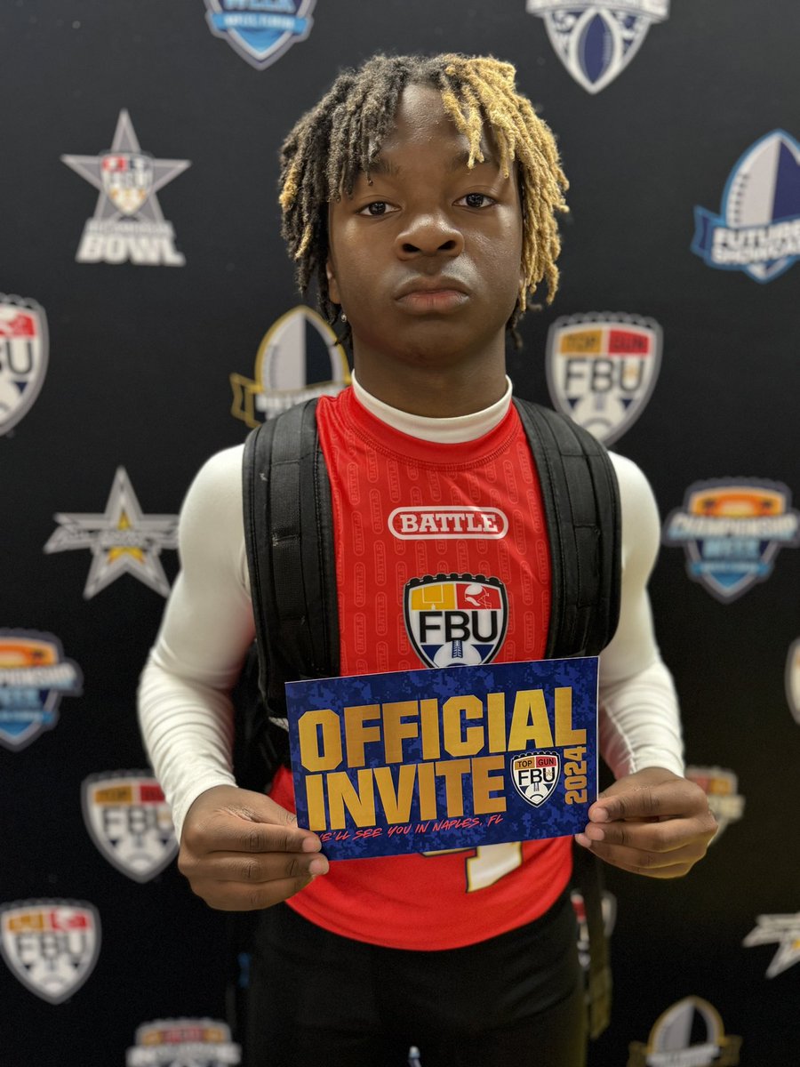 Long weekend but I’m thankful! Stepped into the WR world and got better today! Big S/O to Coach @CraigYeast for all the knowledge bombs he dropped on myself and the other WR’s! #RoadtoNaples #TopGun #GetBetter #WeComin

@FBUcamp @LauerFBU @coachhawkins1 @jthas3 @CoachDunnigan8