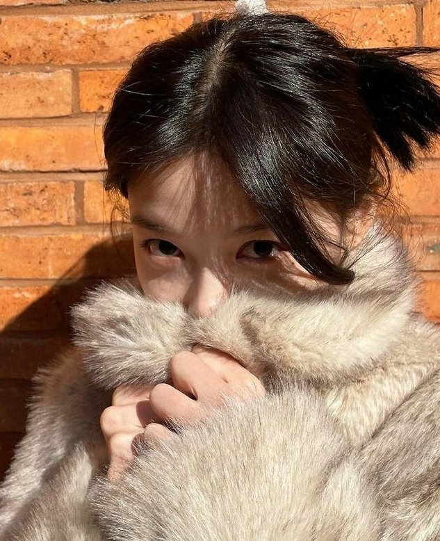The adorable KangYoo ❤🫰
#송강 #김유정  
#SongKang #KimYooJung