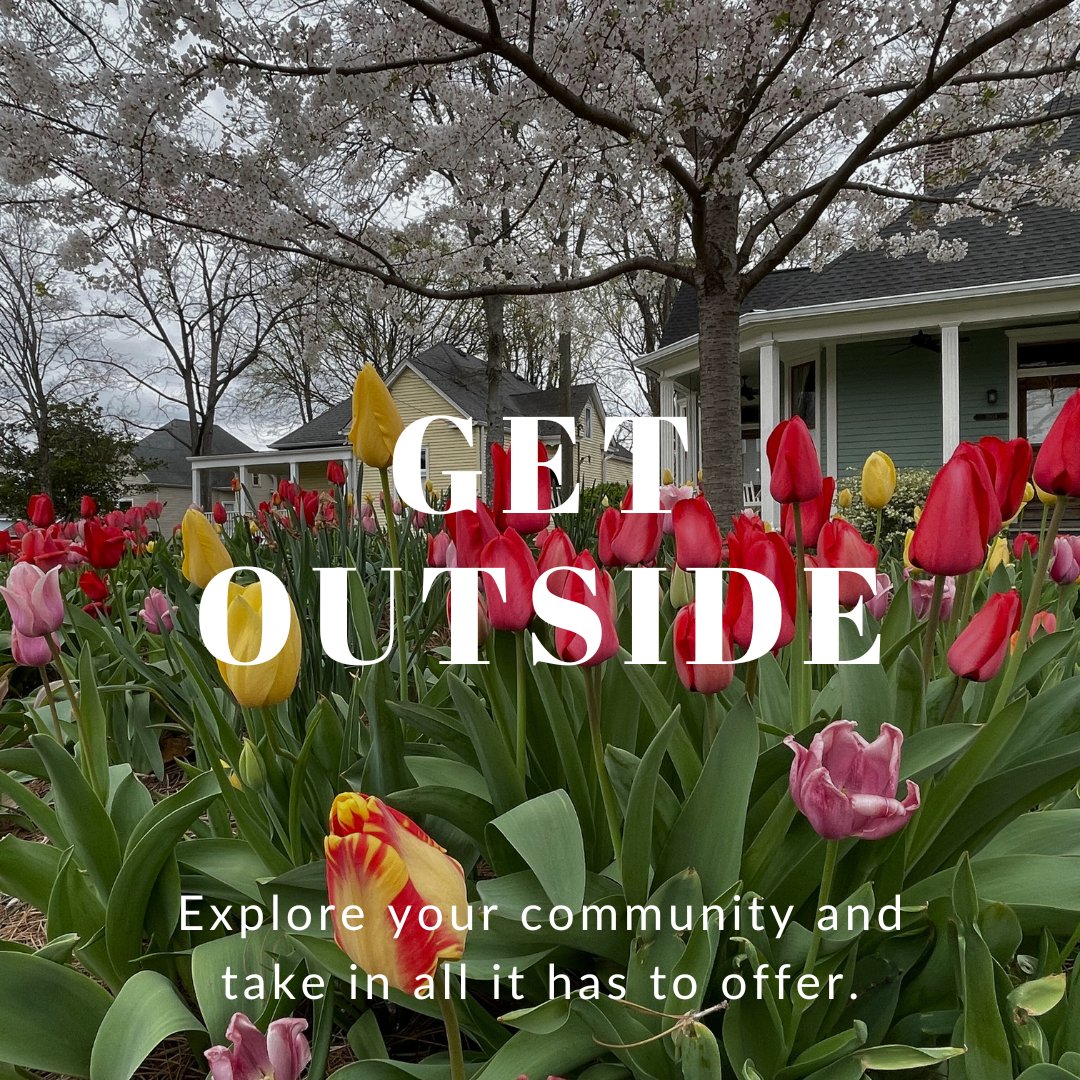 GreenSparkGroup's tweet photo. Earth month is here and so are the flowers! Get outside and see the beauty all around you. It's why we work hard to reduce the impact of our work. #GetOutside #enjoy #nature #worthit https://t.co/4njBAN2ypq