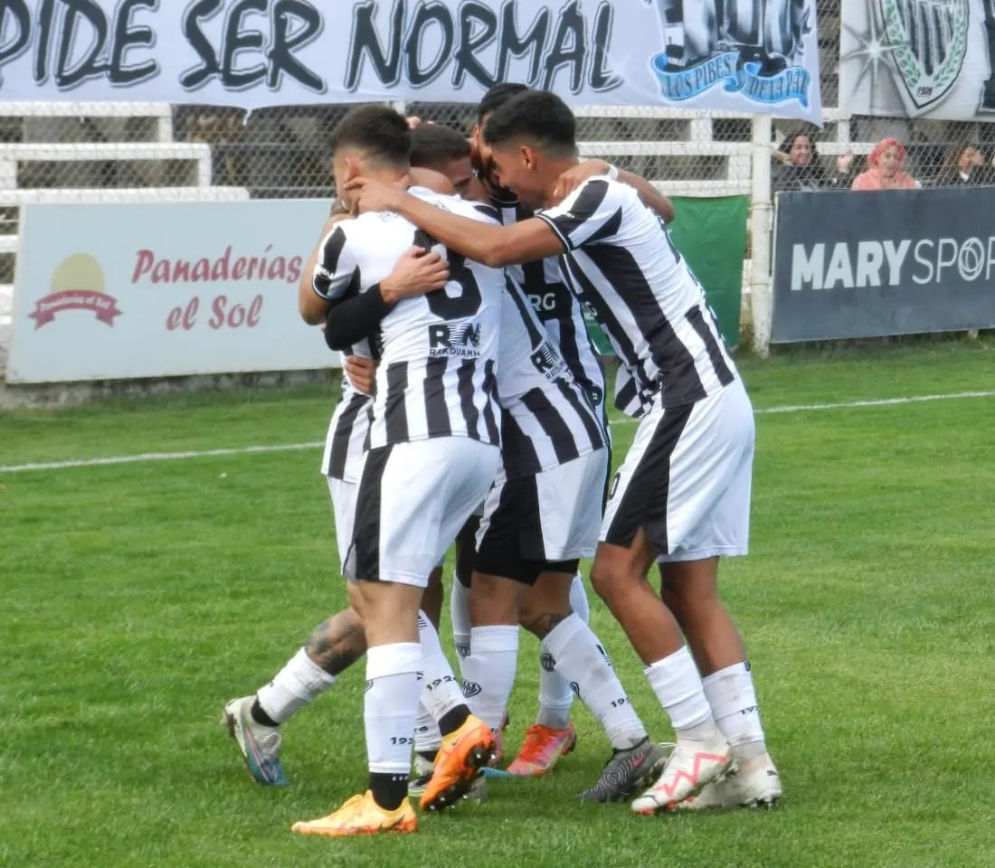 Cipo Pasión les desea buenas noches.

Abrazo de gol, tuki😎🫂