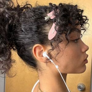 Variety_friends's tweet photo. 𓂋 ͏ ͏ ͏ ͏Peinados para Cabello Curly   ✿   ˚ https://t.co/SbhhPe9FBV