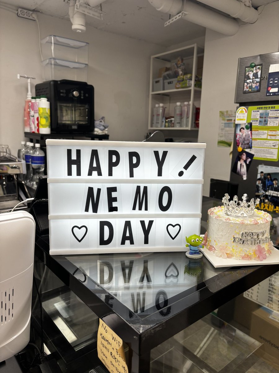 박현수생일카페 tweet media