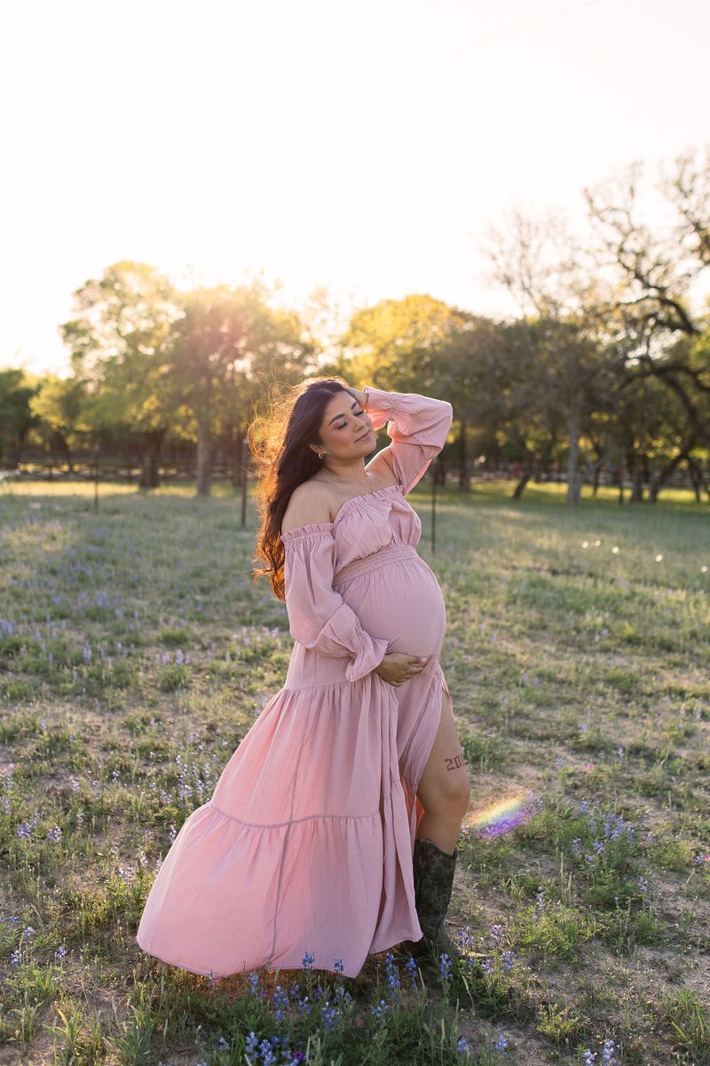 zoriyuh's tweet photo. today was my due date but we really just on her timing now 🩷 any day oliviaaaa, anyyy dayyyy 

📸: @sunrai__photography (on ig) https://t.co/PLfrNv4nG8