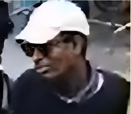 C_NyaKundiH's tweet photo. Any student at St Paul University who knows this Nigerian? He tried to hunt some lady there and the lady tells me he was very nice. When she asked for his social media accounts, he refused to give. The lady rejected him. From the accent, he is Nigerian. Nigerians age hiding him. https://t.co/vz8DIXDgHX