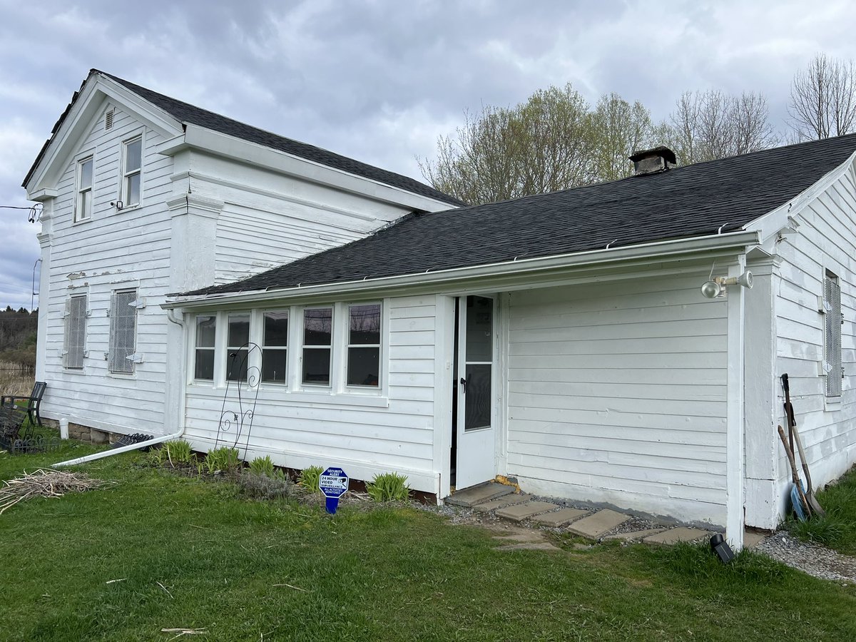 HTGhostStories's tweet photo. Hinsdale House investigation tonight 👀 https://t.co/YkEZyrw40C