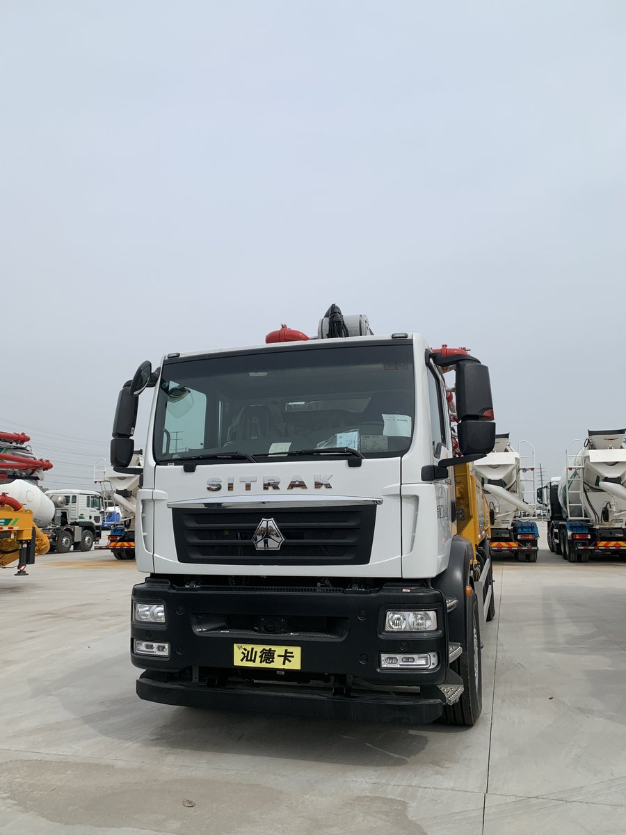 JaminaLiu's tweet photo. XCMG Pump Trucks In Stock👇👇
#xcmg #pumptruck #hb37v #hb43v #hb30v #hb40v #hb56v https://t.co/1ycFjAlAYy