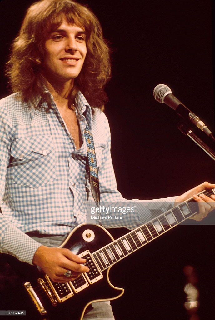 BVGuitar's tweet photo. Super CONGRATS!! 👋🏽👋🏽👋🏽
#PeterFrampton https://t.co/2V1KC9wGOi