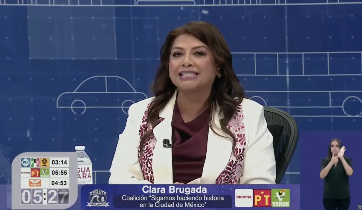 nmas's tweet photo. #2doDebateCDMX | Clara Brugada aseguró que ella representa el proyecto que mira hacia el futuro; es “tiempo de mujeres transformadoras”, concluyó. #EleccionesMx2024 #DebateChilango
Sigue la cobertura en nuestro LiveBlog: https://t.co/yxN9MungXE https://t.co/GqwKggtFZA