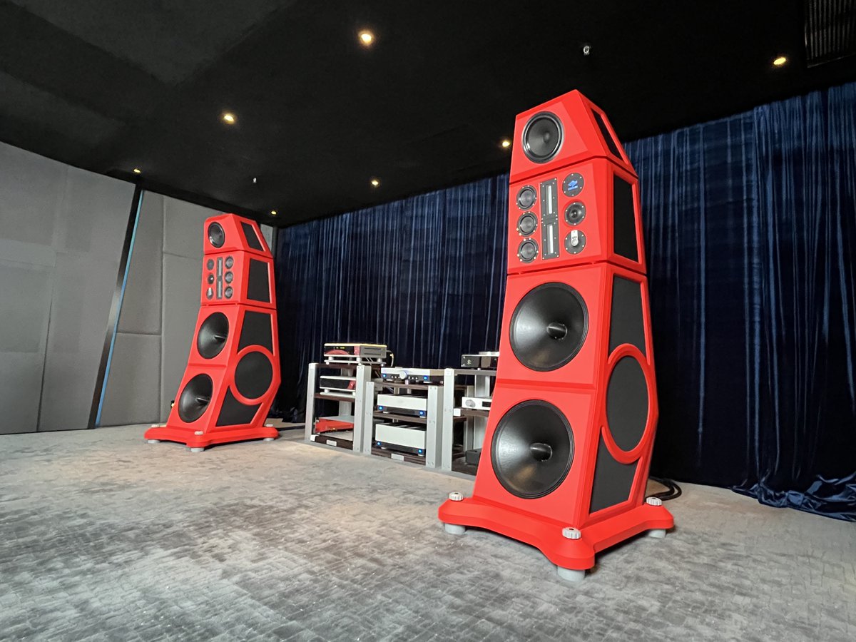 richcoln's tweet image. 【《精雕細琢、處處用心｜Siltech 頂級音響示範會》報導】
#Siltech #Symphony #OpenBaffle #5ways #Speaker #SAGA #C1 #preamp #V1 #VoltageAMP #P1 #PowerAMP #TripleCrown #S10 #MonoCrystal #Silver
Read the full article here: reurl.cc/1vgrEG