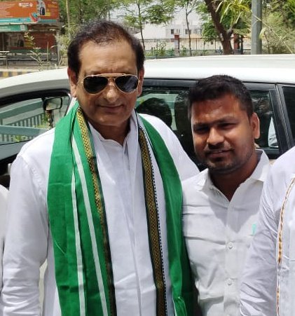 kaifee4u's tweet photo. खगड़िया लोकसभा क्षेत्र के सांसद चौधरी महबूब अली कैसर साहब को राजद के राष्ट्रीय उपाध्यक्ष बनने पर ढ़ेर सारी शुभकामनाएं!

@yadavtejashwi @RJDforIndia @RJD_BiharState @RamanYadav_RJD @RJD_BiharState https://t.co/iKZnsWDnfv