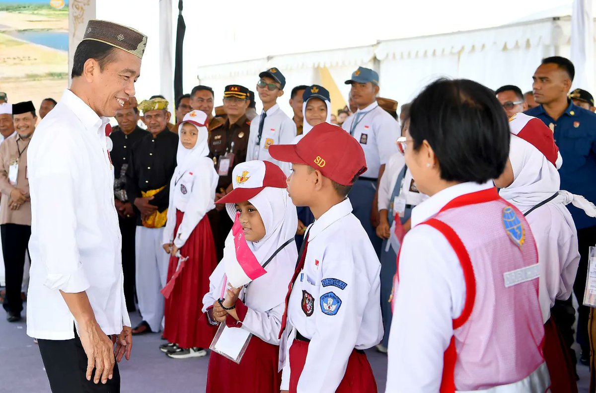 jokowi tweet picture