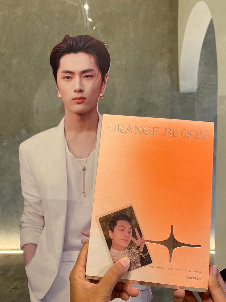 ขอบคุณพี่เจย์ที่รักกันนะคะ ส่งสองใบได้ทั้งสองใบเลย คาเฟ่ก็จัดได้น่ารักสุดๆ 💗🐈‍⬛ #OurAnswer_JAYniversity