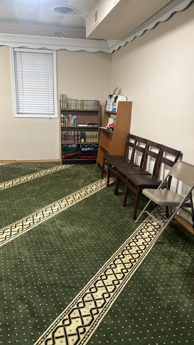 masjidulbayaan's tweet photo. We cannot be thankful enough to Allah for blessing our community with a group of sisters who initiated a deep cleaning for the Masjid. May Allah bless &amp; reward them for all of their hard work! https://t.co/0zLcsBeToy