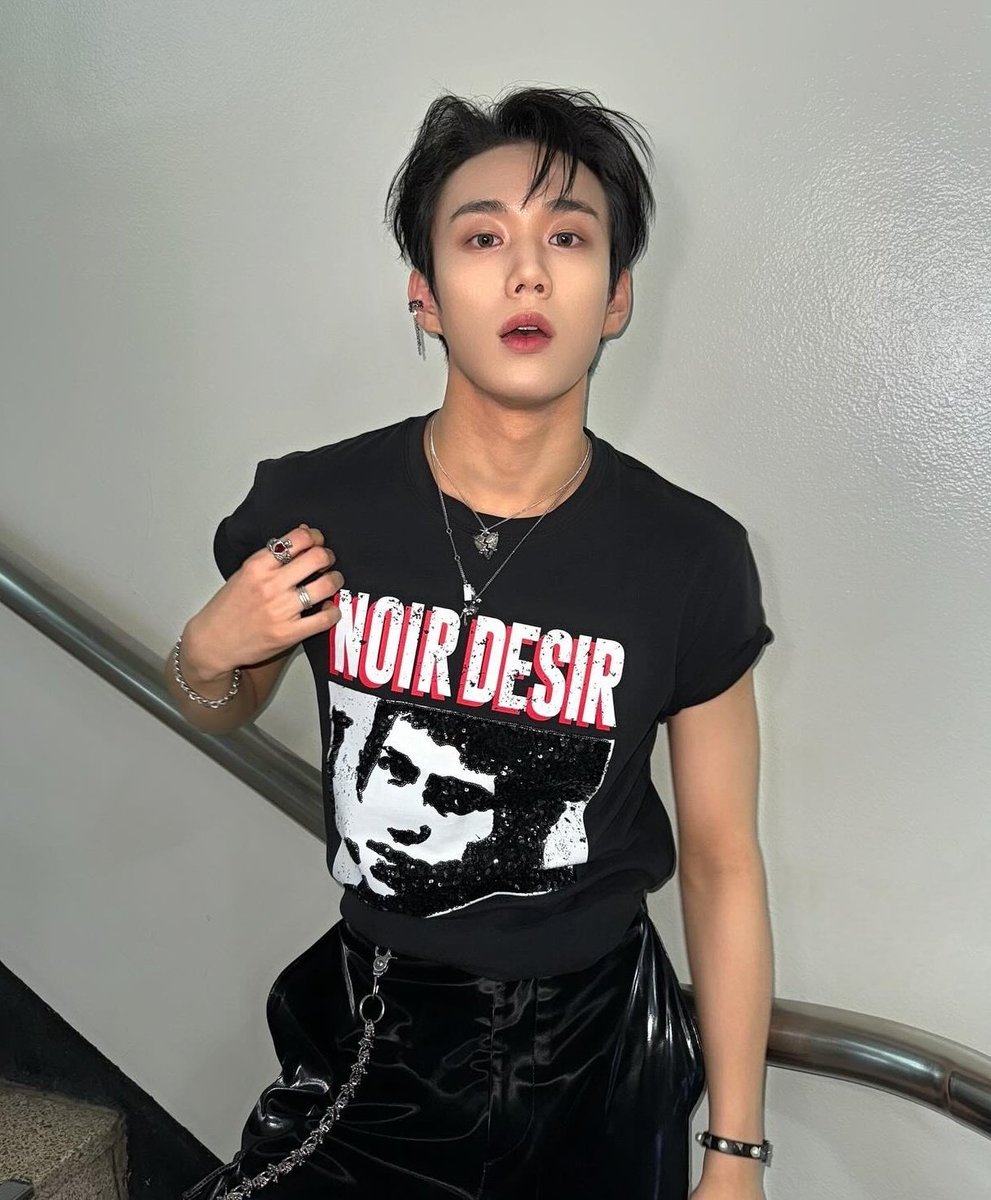 intaksarchive's tweet photo. missing this outfit

#인탁 #INTAK #P1H #P1Harmony #피원하모니 https://t.co/jCq929r0hj