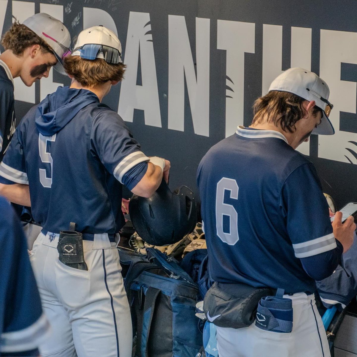 Hud_BaseballWI's tweet image. Some recents from the weekend! #GoRaiders #Family 

📸@willsvisuals